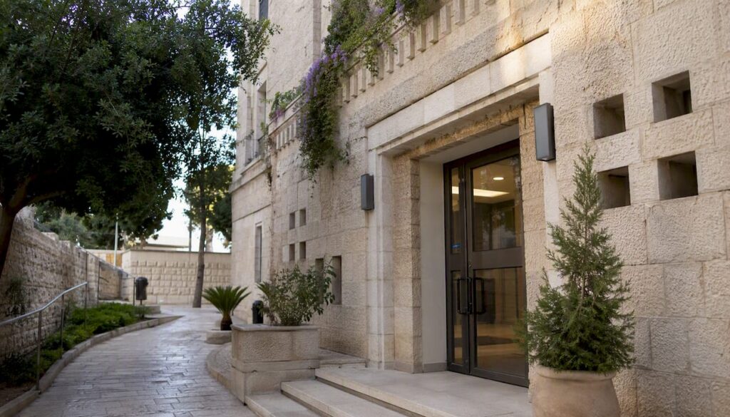 Jerusalem municipal office building exterior